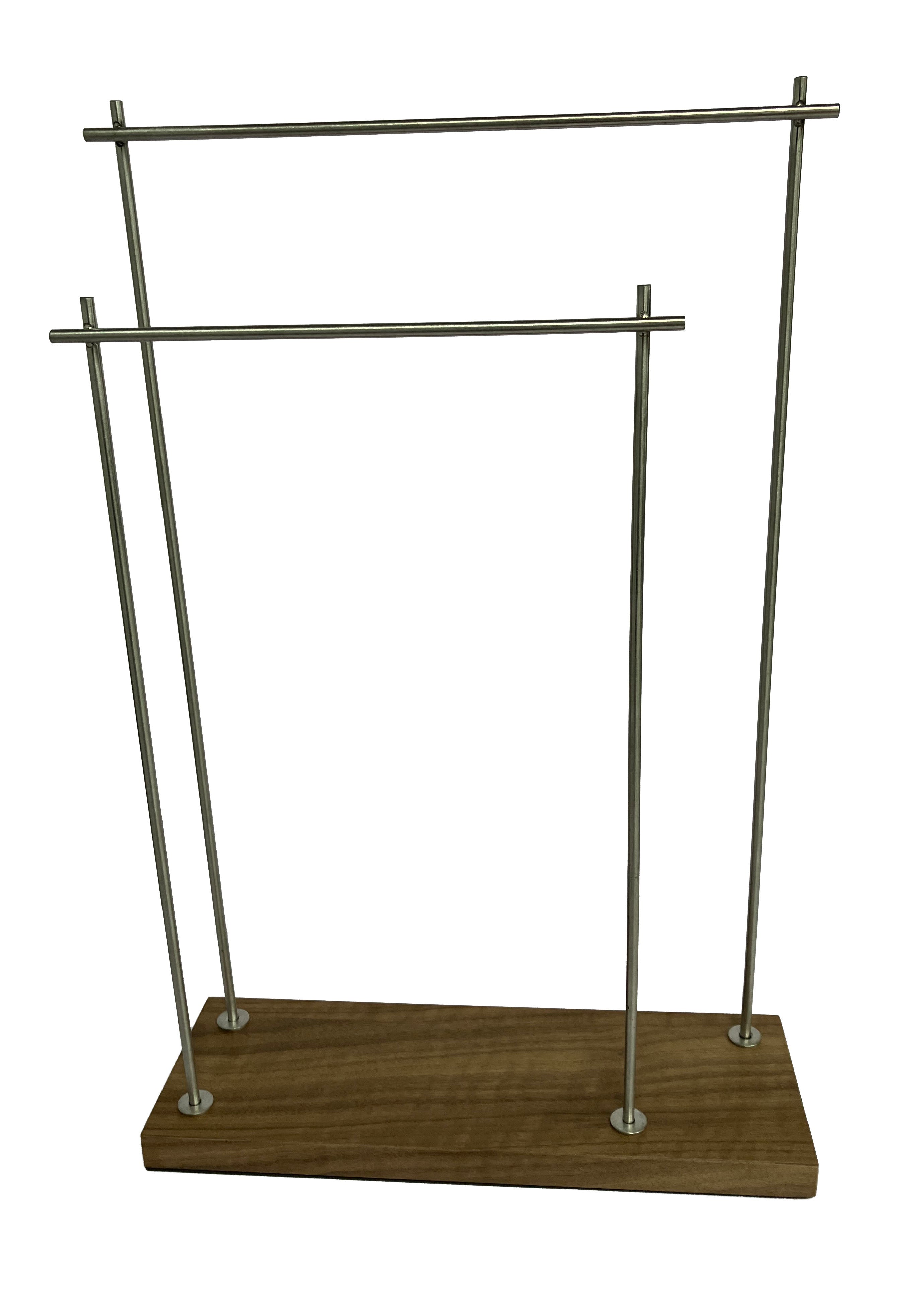 VP Chain Display Stand